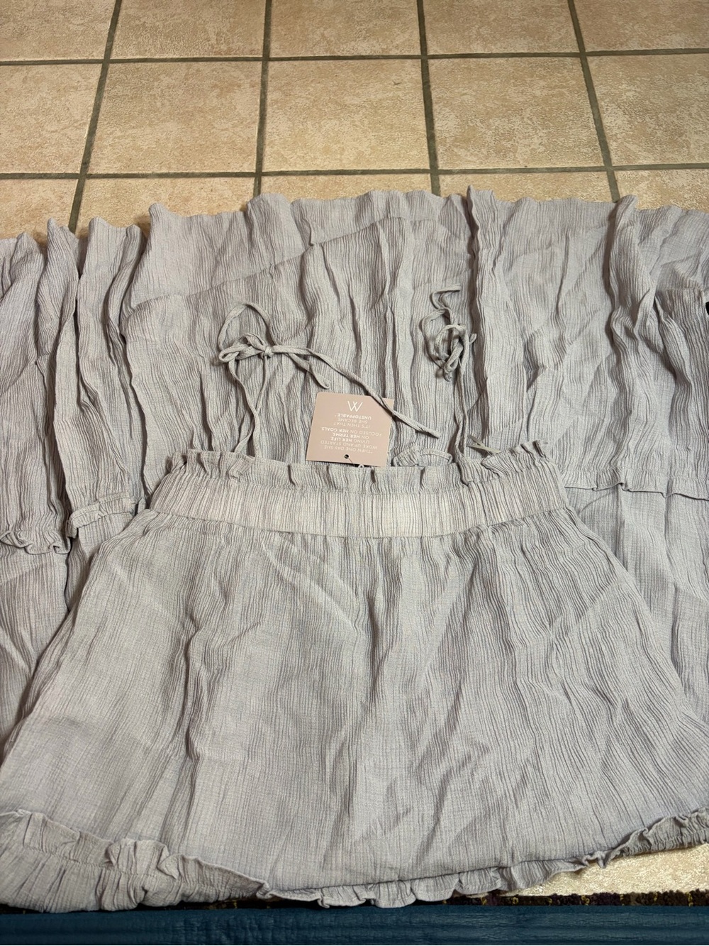 NWT Vada Winter x Maverick Tiered Smocked Boho Maxi Dress (Grey/Mauve) S - Picture 9 of 9